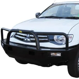 TJM TRADESMAN BULL BAR BLACK STEEL