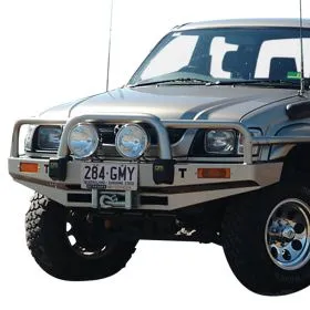 TJM BULL BAR T15 BLACK STEEL
