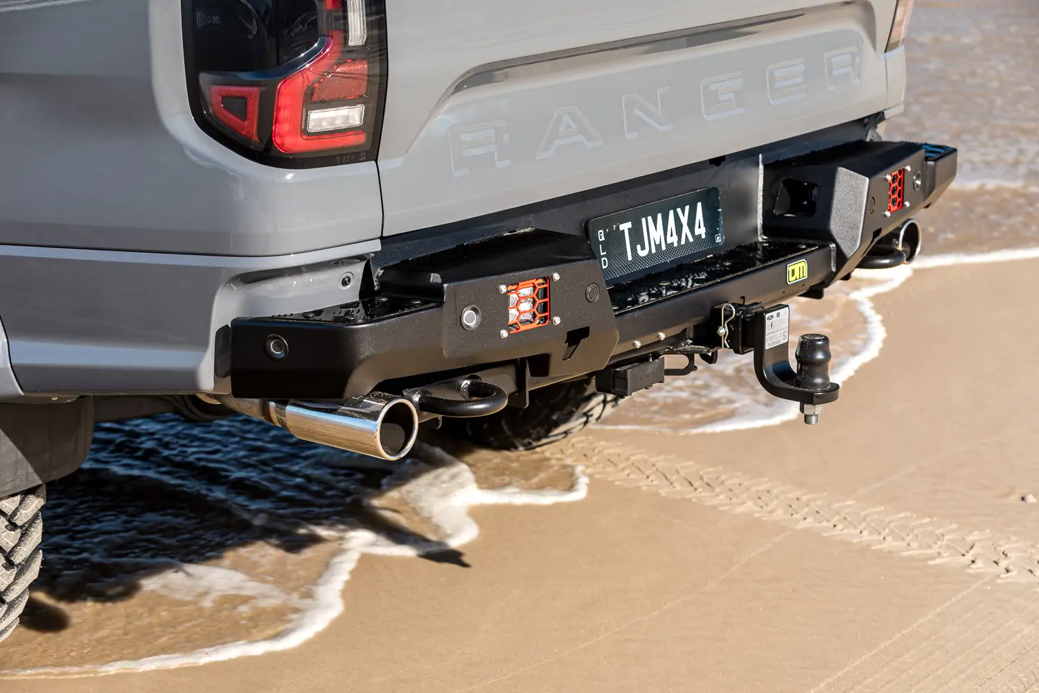 ranger raptor 2023 accessories, rear bar, ford raptor rear bar, rear step tow bar,